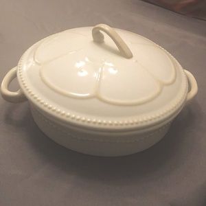 Princess House round covered baker